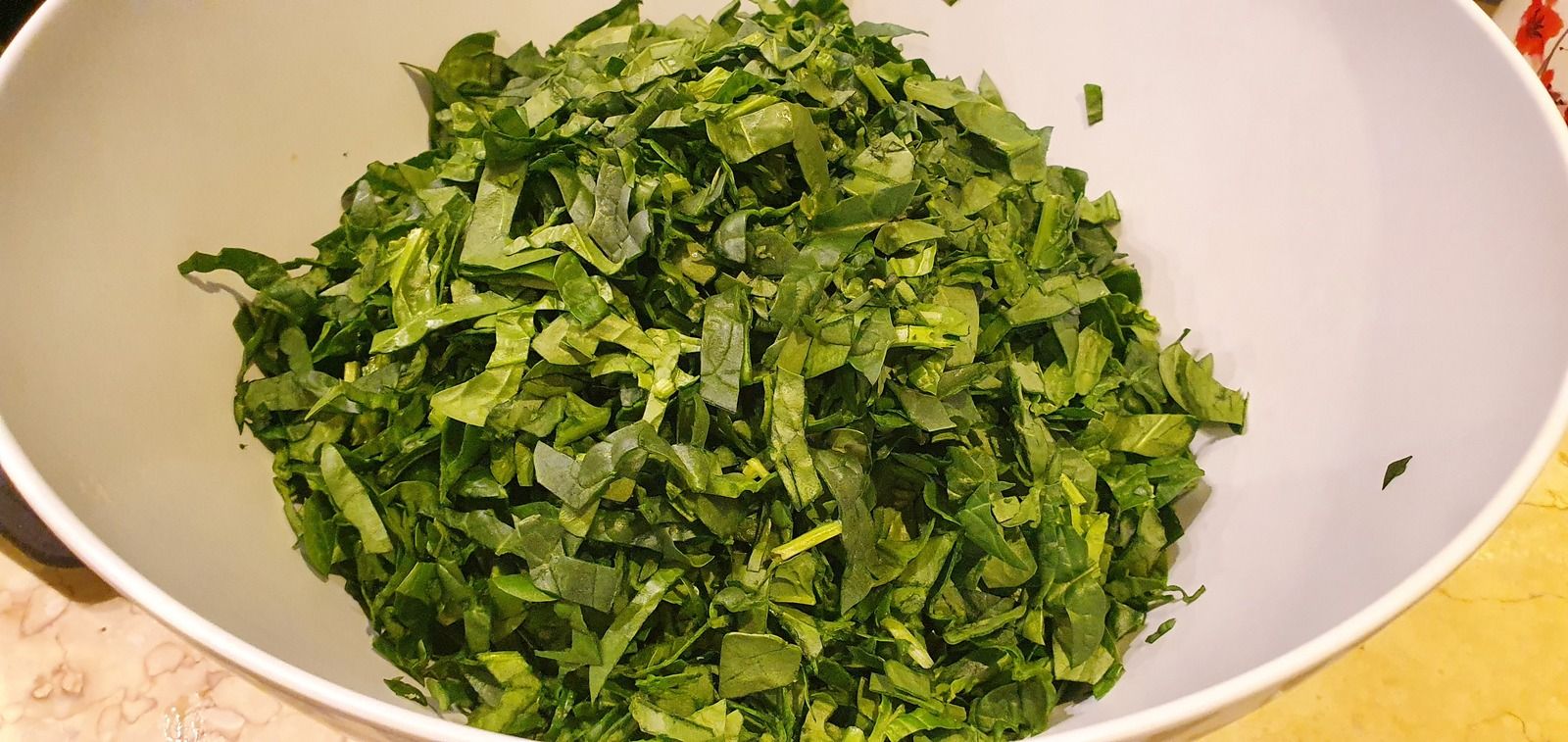 Pâtes au bleu, aux oignons caramélisés et épinards