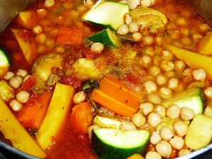 Couscous de boulettes d'agneau et légumes