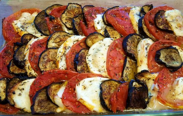 Tian aux aubergines, mozzarella et tomates