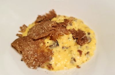 Brouillade d'oeufs à la truffe fraîche
