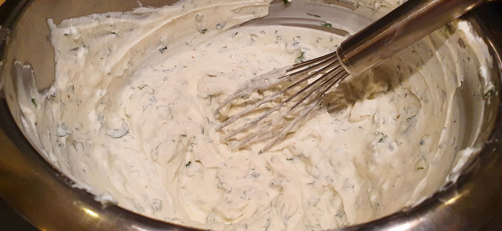 Pâtes au pesto de tomates séchées, rucola et ricotta