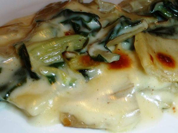Côtes de bettes en gratin