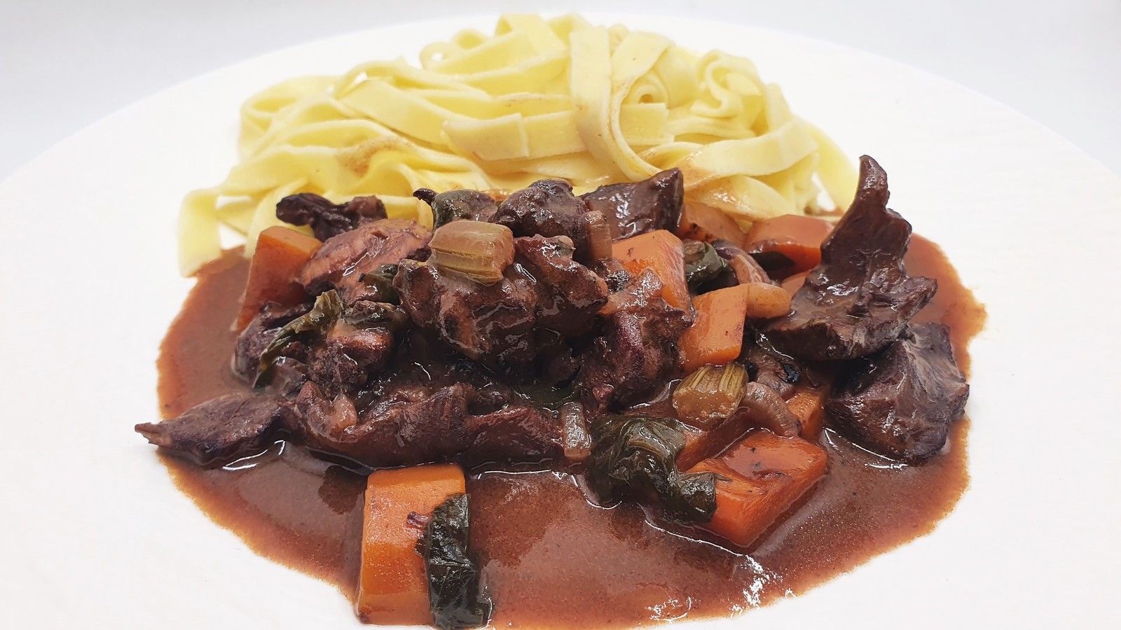 Tagliatelles au civet de cerf